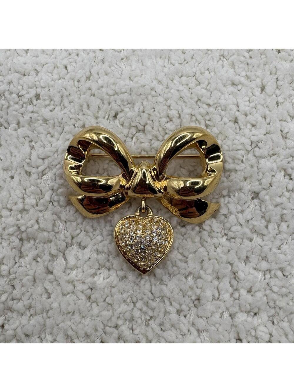 Vintage Whiting & Davis Gold Tone Bow Brooch w/ Rhinestone Pave Heart Dangle